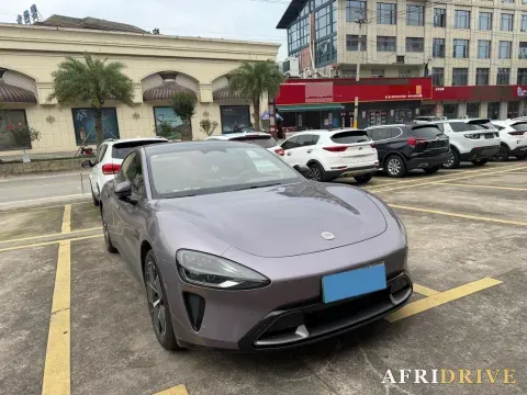 2024 MI SU7 3