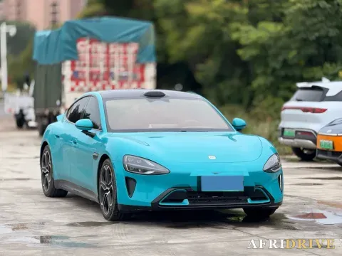 2024 MI SU7 3