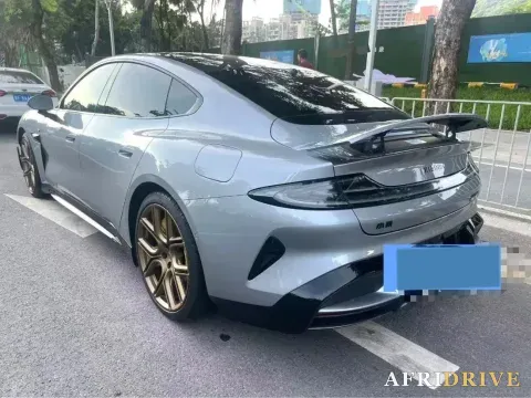 2025 MI SU7 Ultra 4