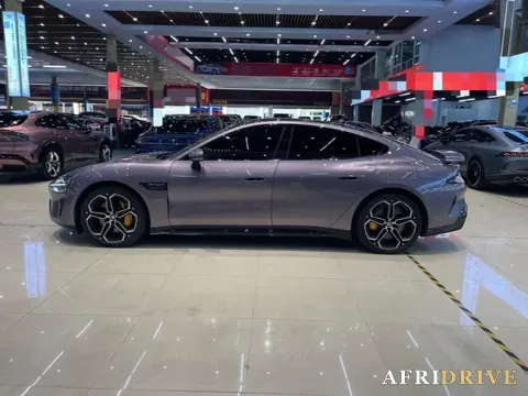 2024 MI SU7 3