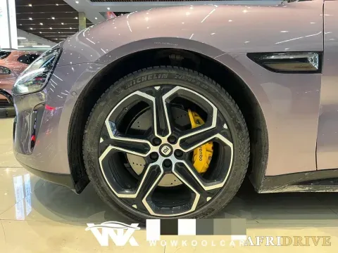2024 MI SU7 7