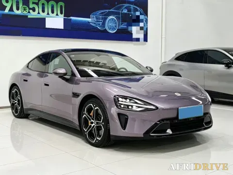 2024 MI SU7 3