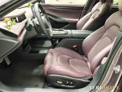 2024 MI SU7 4