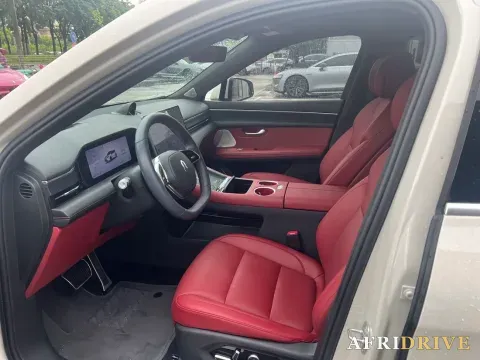 2025 AITO AITO M5 2