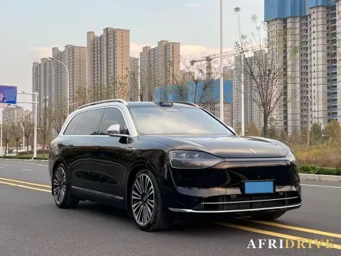 2025 AITO AITO M9 2