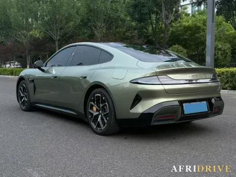 2024 MI SU7 5