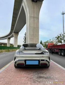 2024 MI SU7 8
