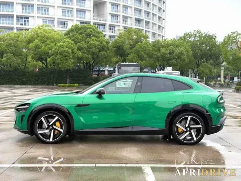 2025 MI YU7 8