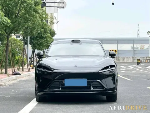 2025 MI YU7 2