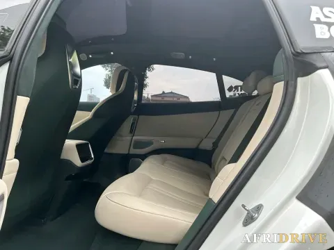 2025 MI YU7 5