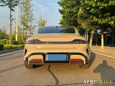 2026 MI SU7 8