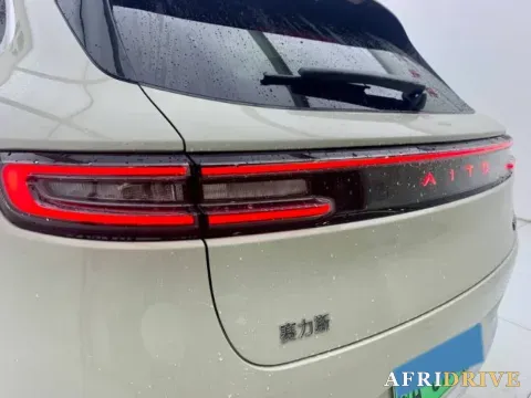 2025 AITO AITO M5 7