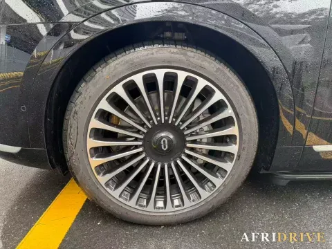 2025 AITO AITO M9 3