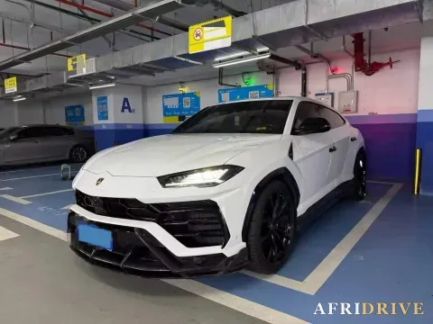 2021 Lamborghini Urus