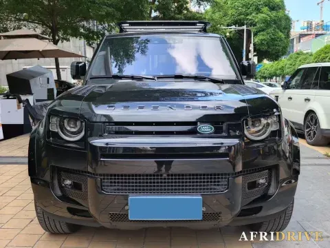 2025 Land Rover Defender 2