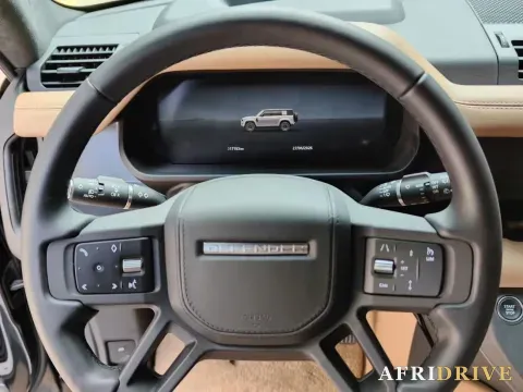 2025 Land Rover Defender 8