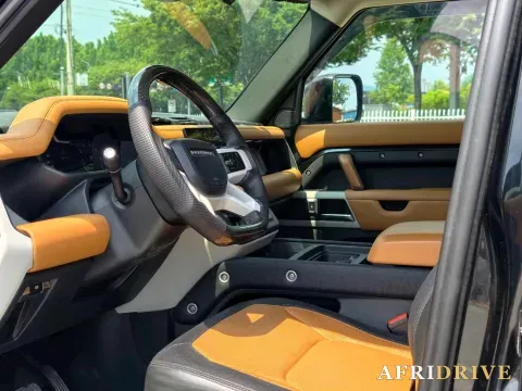 2023 Land Rover Defender 6