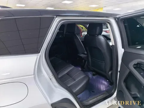 2021 Land Rover Range Rover Evoque 4