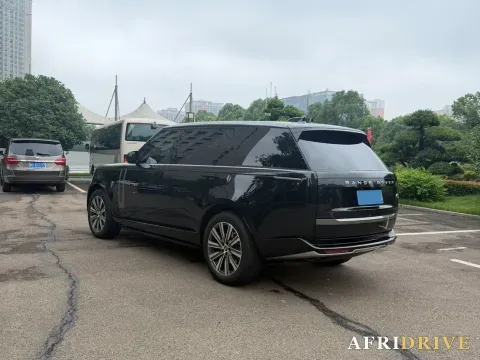 2024 Land Rover Range Rover 3