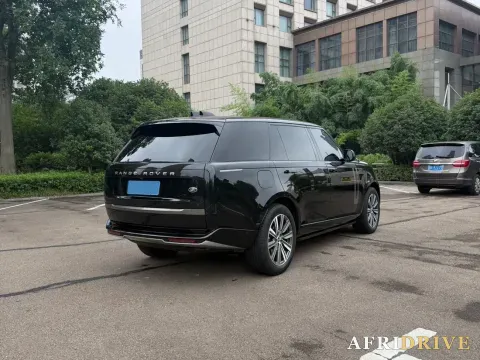 2024 Land Rover Range Rover 4