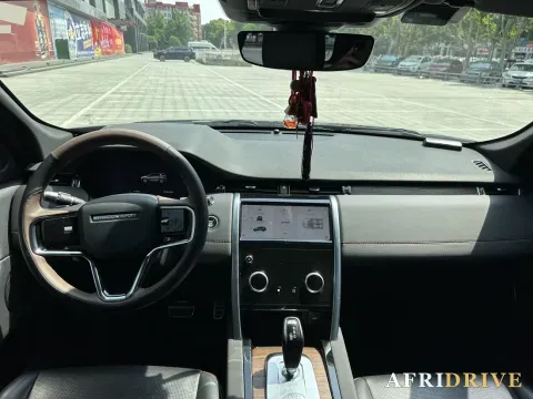2022 Land Rover Discovery Sport 5
