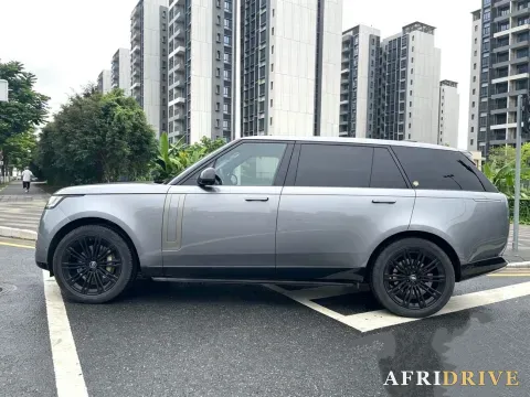 2024 Land Rover Range Rover 3