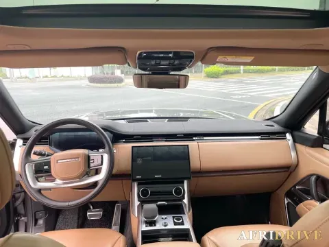 2024 Land Rover Range Rover 4