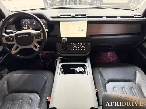 2021 Land Rover Defender 7