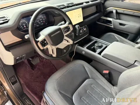 2021 Land Rover Defender 8