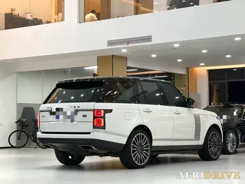 2020 Land Rover Range Rover 3