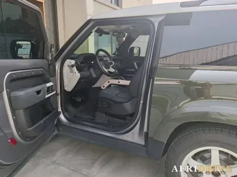 2023 Land Rover Defender 5