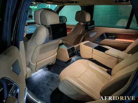 2025 Land Rover Range Rover 7