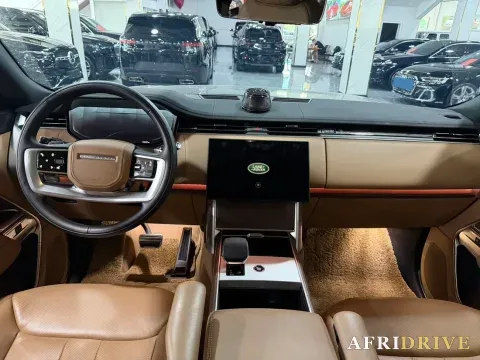 2025 Land Rover Range Rover 6