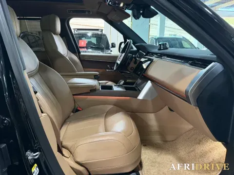 2025 Land Rover Range Rover 7