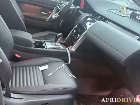 2022 Land Rover Discovery Sport 4