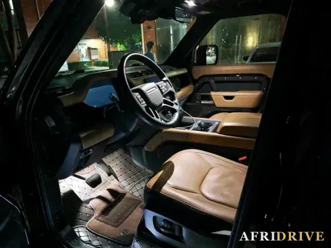 2025 Land Rover Defender 2