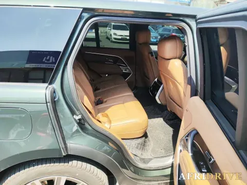 2023 Land Rover Range Rover 8