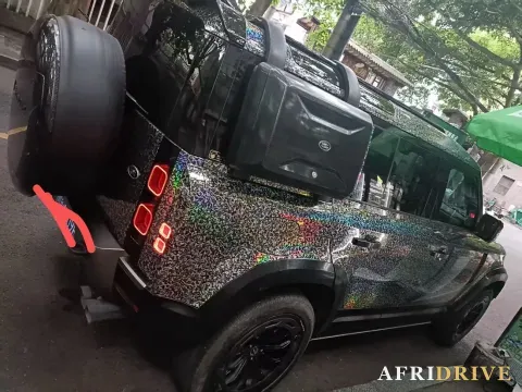 2022 Land Rover Defender 3