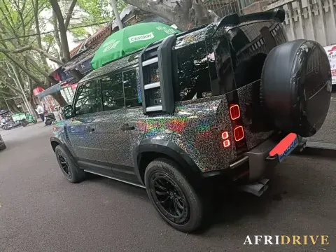 2022 Land Rover Defender 4
