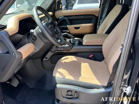 2025 Land Rover Defender 2