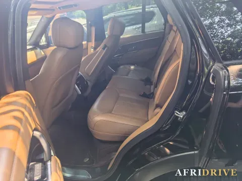 2024 Land Rover Range Rover 3