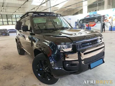 2023 Land Rover Defender 2