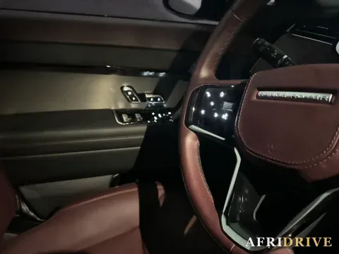 2025 Land Rover Range Rover Sport 8