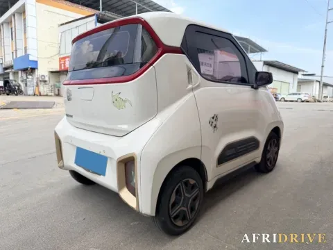 2019 BaoJun E100 4