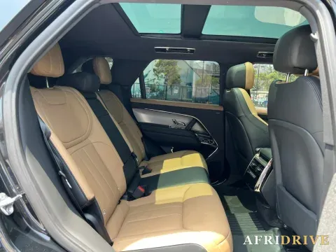 2025 Land Rover Range Rover Sport 7
