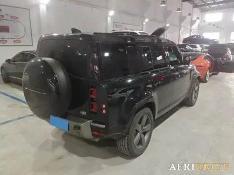 2025 Land Rover Defender 2