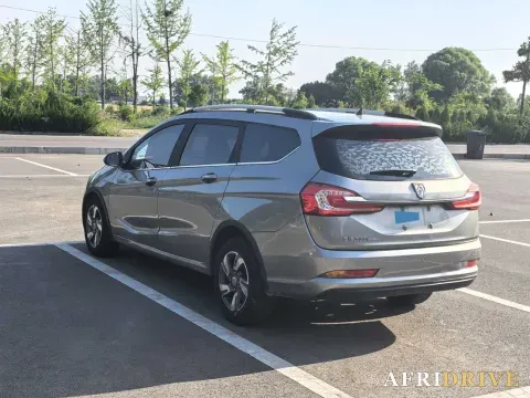 2017 BaoJun 310W 6
