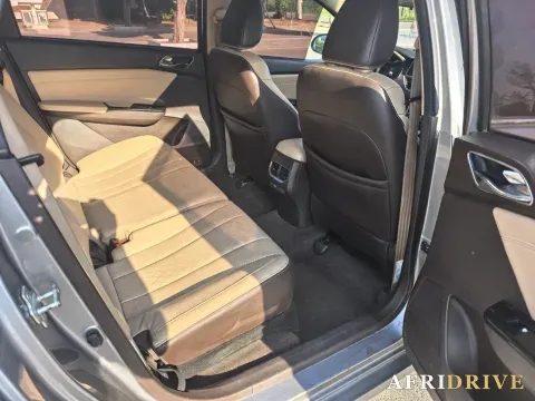 2017 BaoJun 310W 8