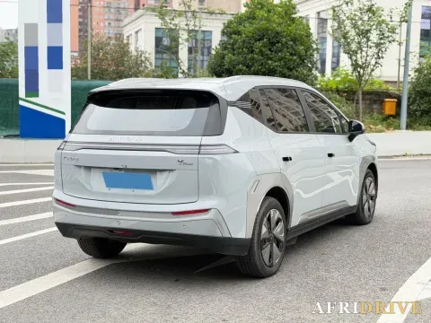 2023 Aion Y 4