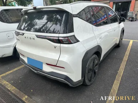 2022 Aion Y 5